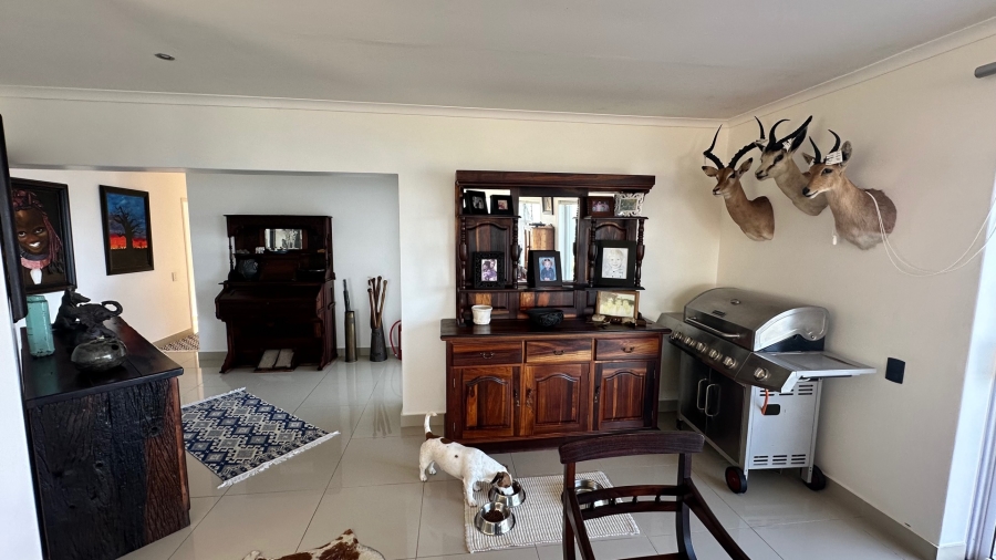 5 Bedroom Property for Sale in Dana Bay Western Cape